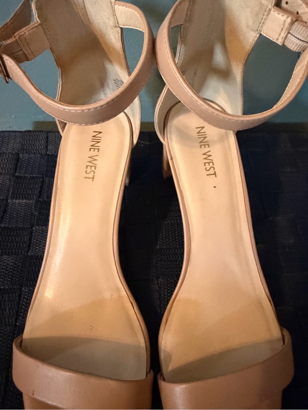 Nine West Pruce Ankle Strap Block Heel Sandals Nude Beige Dress Heels 9 - Picture 3 of 4